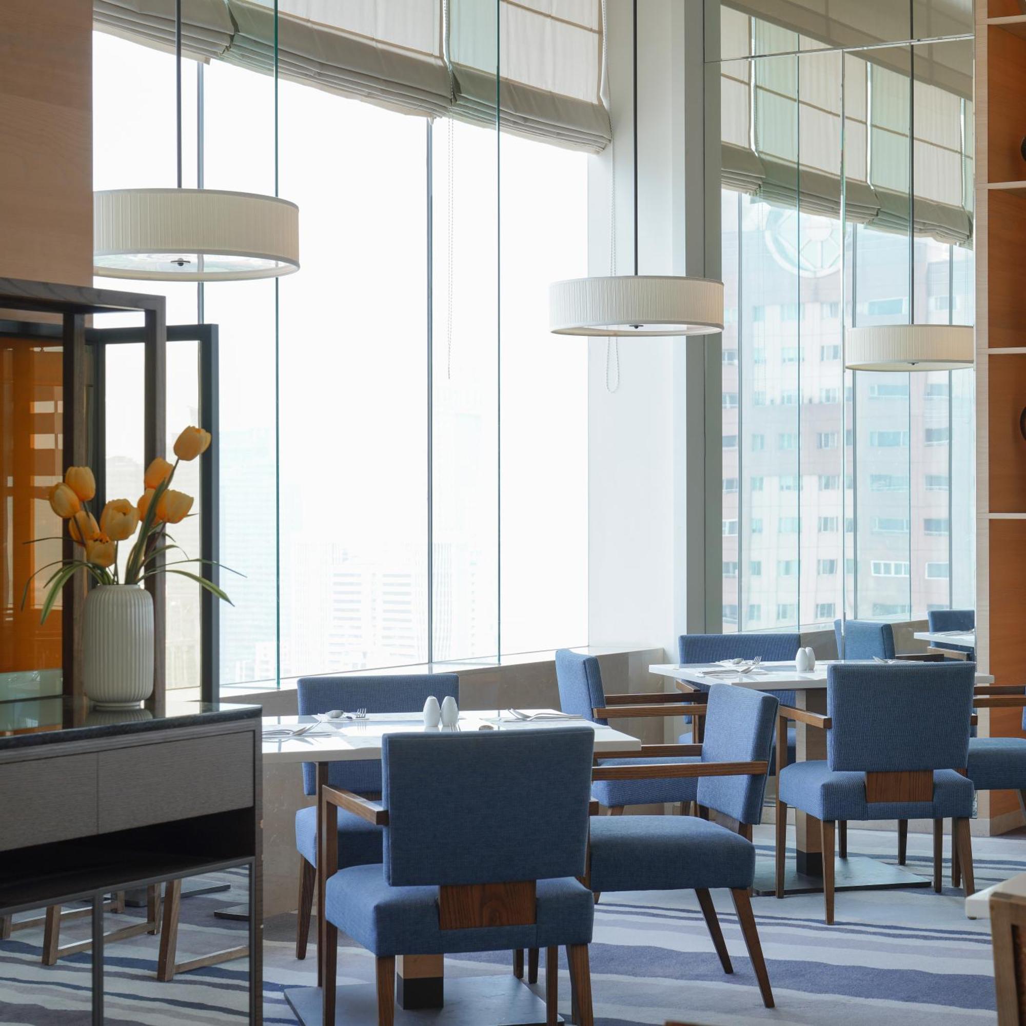 Hotel Cozzi Zhongshan Каосюн Екстериор снимка