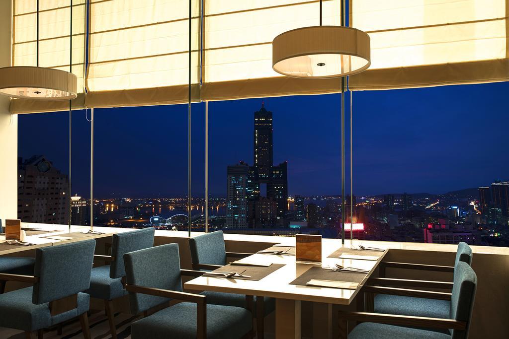 Hotel Cozzi Zhongshan Каосюн Екстериор снимка