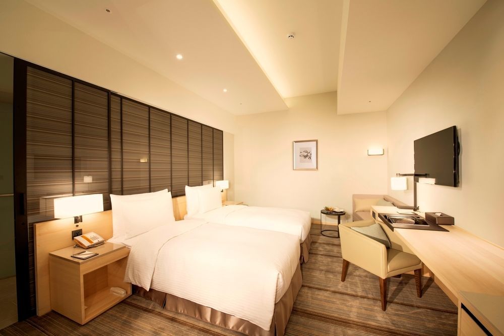 Hotel Cozzi Zhongshan Каосюн Екстериор снимка