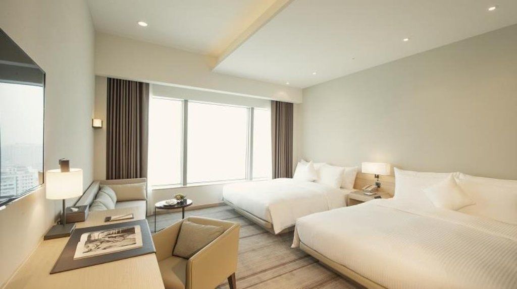 Hotel Cozzi Zhongshan Каосюн Екстериор снимка